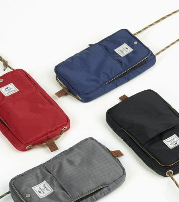 túi đựng passport có dây đeo cổ NatureHike NH17X010-B-11