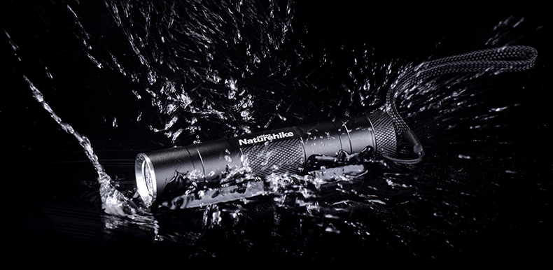 đèn pin led siêu sáng Đèn pin Led siêu sáng kiêm sạc dự phòng NatureHike NH17S071-T-3